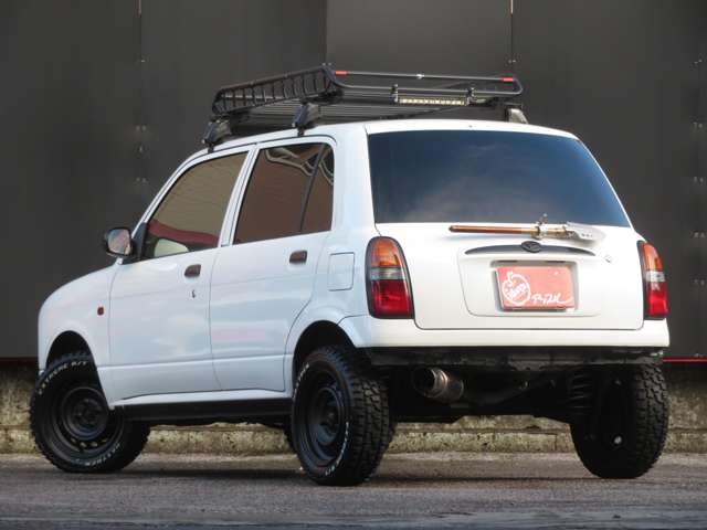 2003 Daihatsu Mira Gino – thumbnail 4
