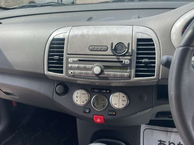 2009 Nissan March – thumbnail 3
