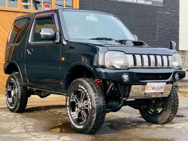 2010 Suzuki Jimny – thumbnail 2