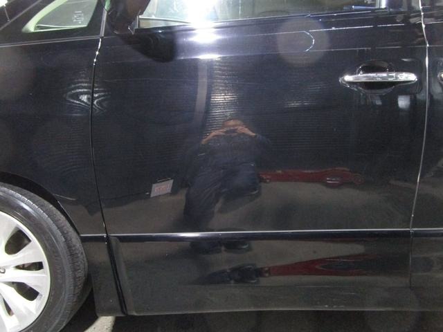 2009 Toyota Vellfire – thumbnail 3