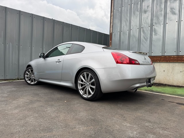 2008 Nissan Skyline Coupe – thumbnail 2