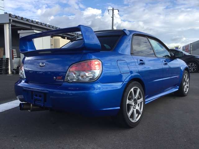 2005 Subaru Impreza STI – thumbnail 3