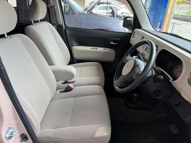 2010 Daihatsu Mira Cocoa – thumbnail 3