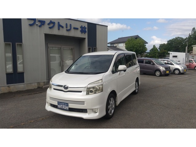 2008 Toyota Voxy