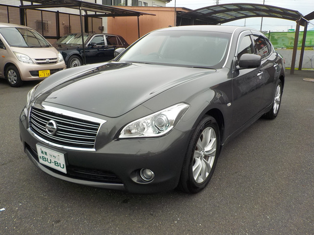 2009 Nissan Fuga – thumbnail 4