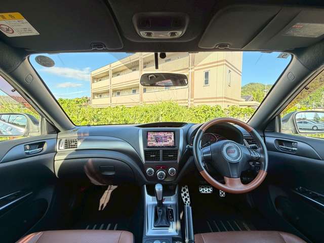 2010 Subaru Impreza STI – thumbnail 2