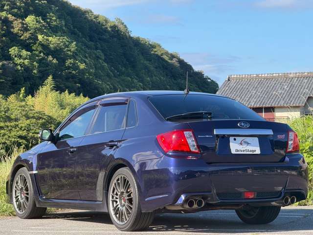 2010 Subaru Impreza STI – thumbnail 4