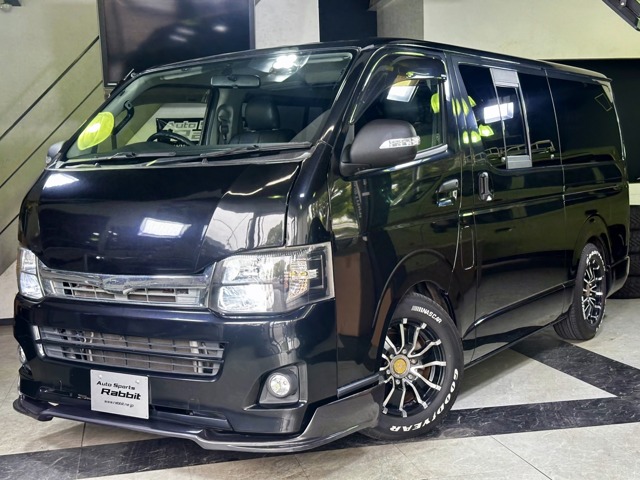 2010 Toyota Hiace