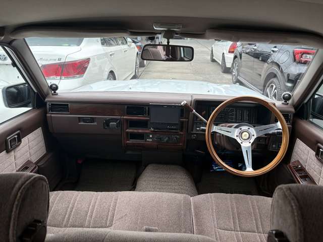1998 Nissan Cedric Wagon – thumbnail 2