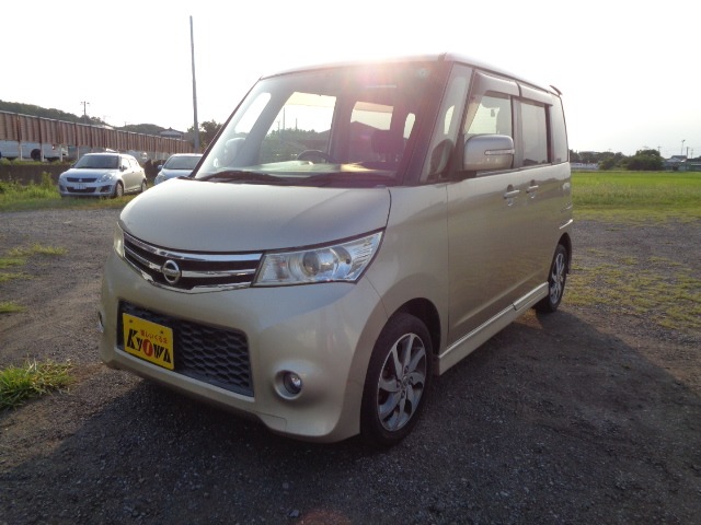 2009 Nissan Roox