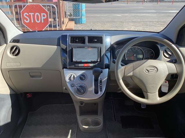 2010 Daihatsu Mira – thumbnail 3