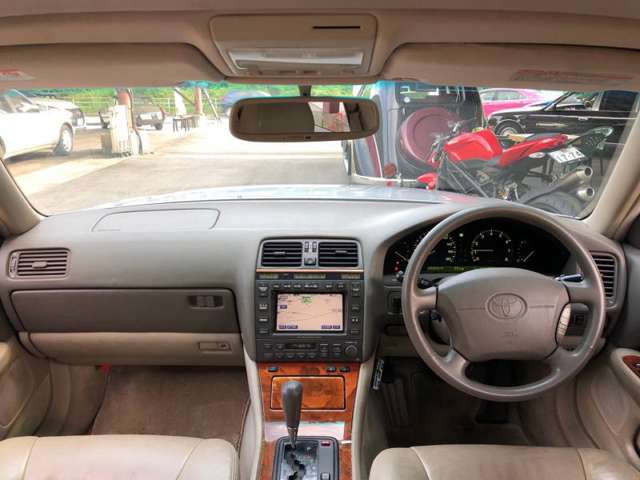 1999 Toyota Celsior – thumbnail 4