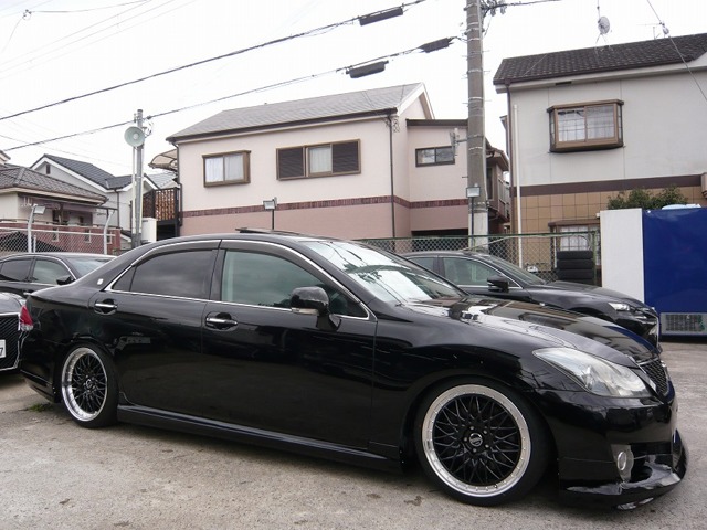 2010 Toyota Crown Athlete