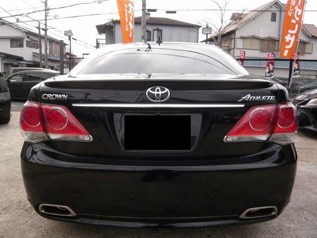 2010 Toyota Crown Athlete – thumbnail 4