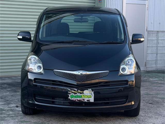 2010 Toyota Ractis – thumbnail 2