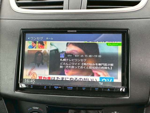 2010 Suzuki Swift – thumbnail 4