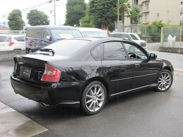 2005 Subaru Legacy B4 – thumbnail 2