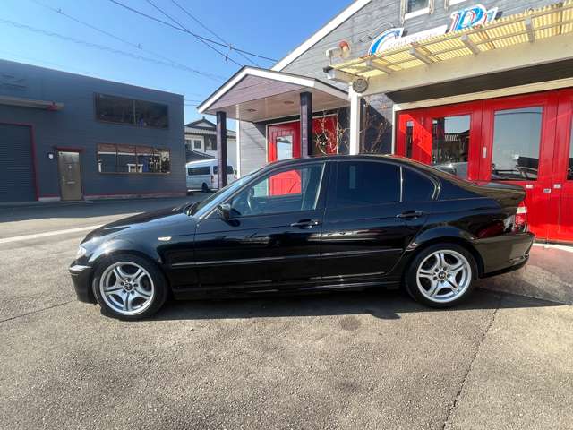2002 BMW 3 Series – thumbnail 4