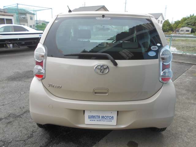 2010 Toyota Passo – thumbnail 3