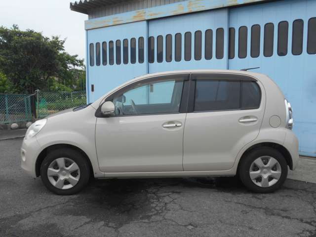 2010 Toyota Passo – thumbnail 4