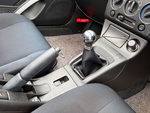 2010 Daihatsu Copen – thumbnail 2