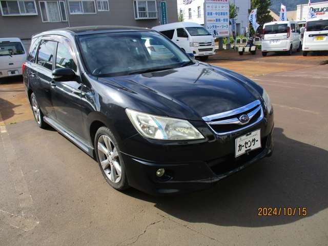 2010 Subaru Exiga – thumbnail 3
