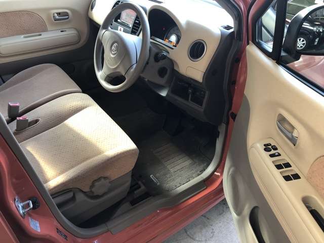 2010 Nissan Moco – thumbnail 4