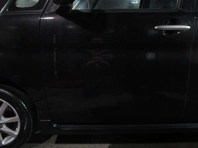 2010 Daihatsu Tanto – thumbnail 3