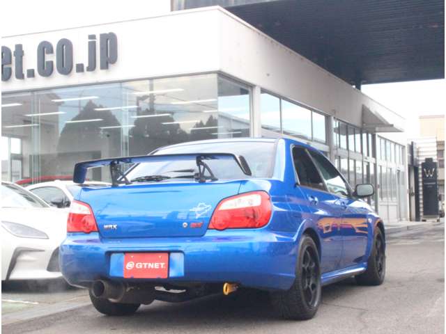 2004 Subaru Impreza STI – thumbnail 2