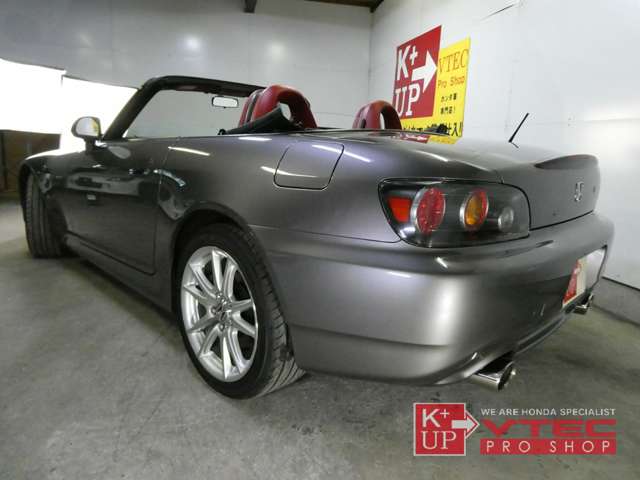 2004 Honda S2000 – thumbnail 2