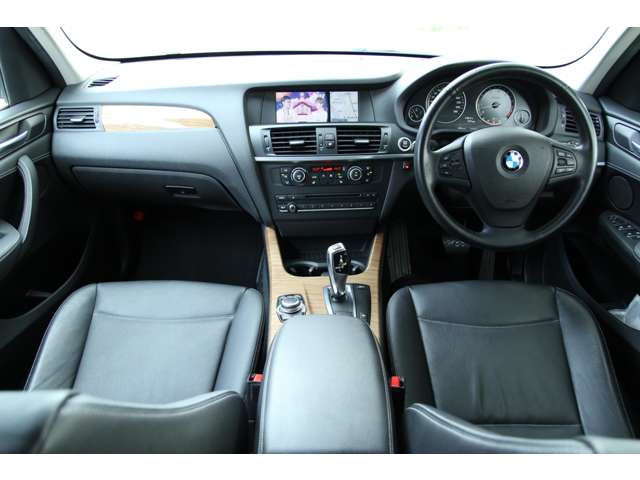 2011 BMW X3 – thumbnail 2