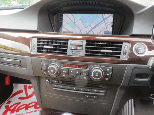 2011 BMW 3 Series Touring – thumbnail 4
