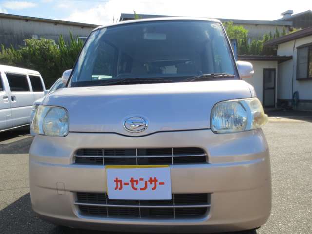 2010 Daihatsu Tanto – thumbnail 3