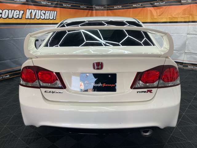 2008 Honda Civic Type R – thumbnail 3