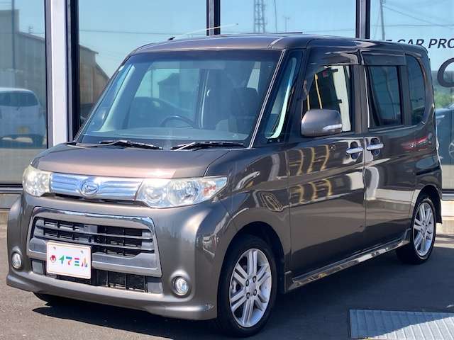 2010 Daihatsu Tanto – thumbnail 3