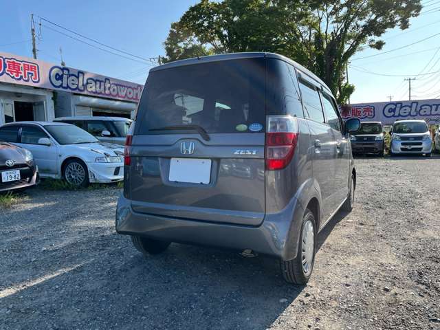 2008 Honda Zest – thumbnail 2