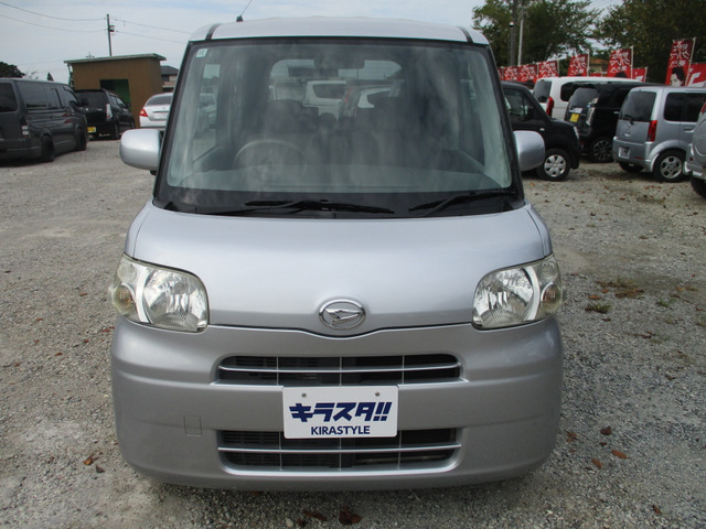 2010 Daihatsu Tanto – thumbnail 2