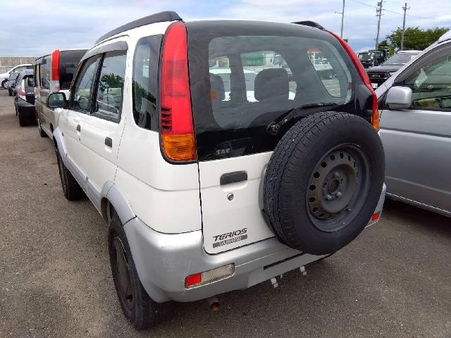 1999 Daihatsu Terios – thumbnail 2