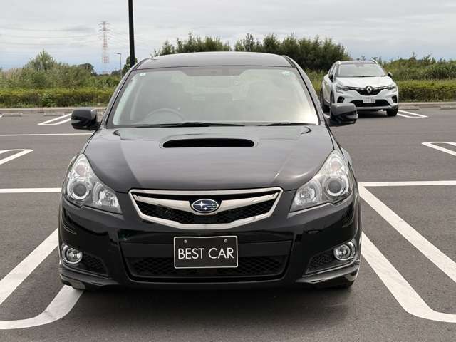 2010 Subaru Legacy Touring Wagon – thumbnail 3