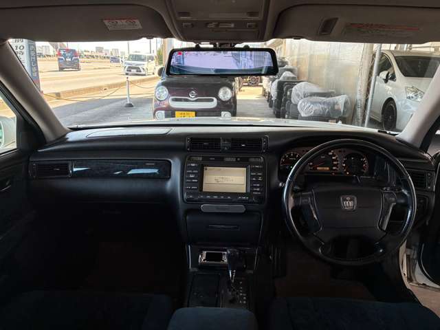 2002 Toyota Crown Estate – thumbnail 2