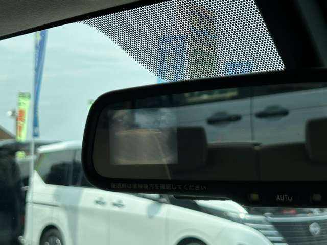2010 Daihatsu Mira Cocoa – thumbnail 4