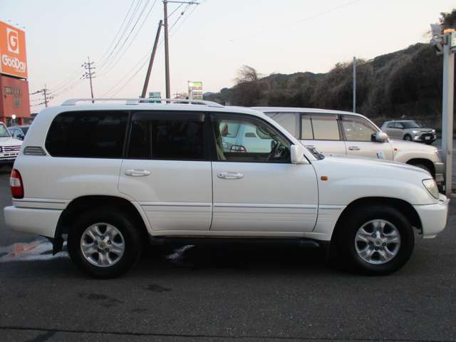 2007 Toyota Land Cruiser 100 – thumbnail 4