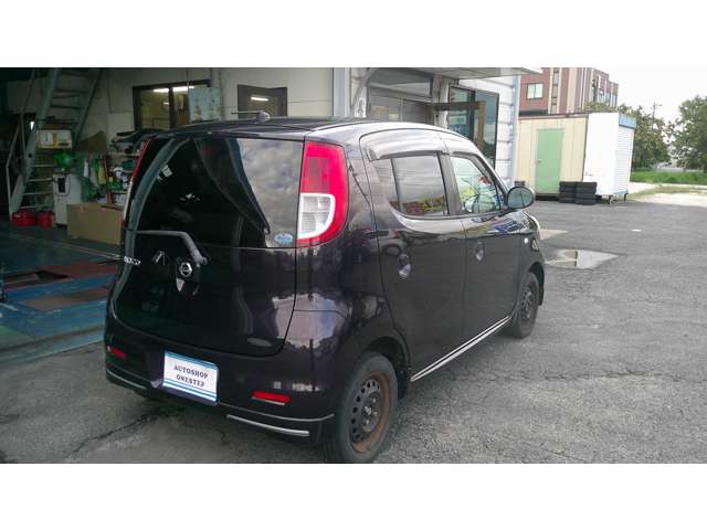 2010 Nissan Moco – thumbnail 4