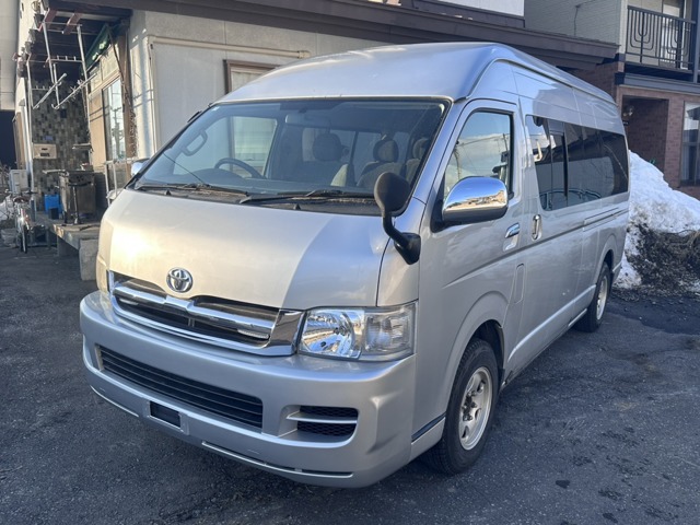 2005 Toyota Hiace