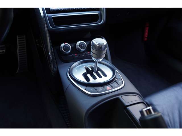 2009 Audi R8 – thumbnail 2