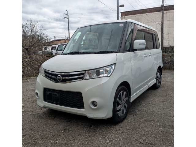 2010 Nissan Roox – thumbnail 2