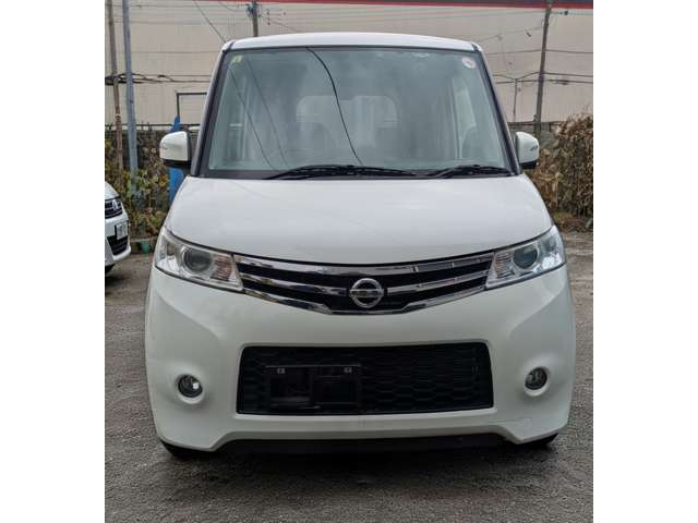 2010 Nissan Roox – thumbnail 4