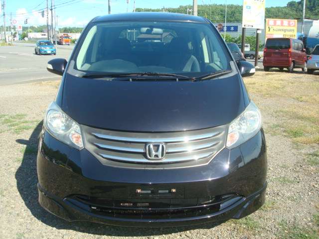 2008 Honda Freed – thumbnail 2