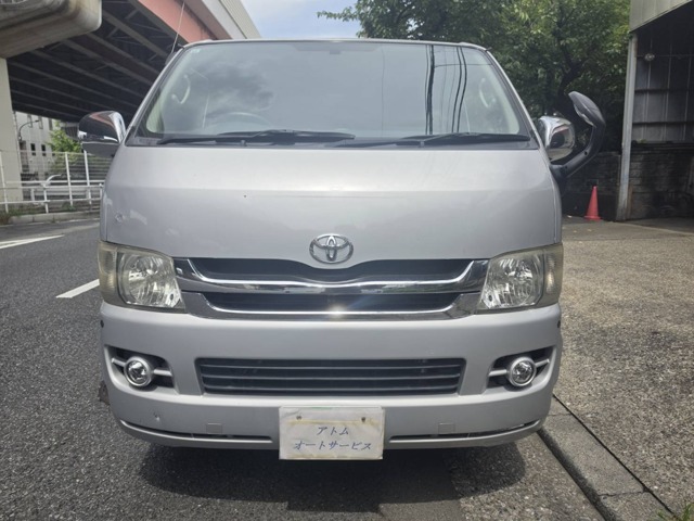 2008 Toyota Hiace