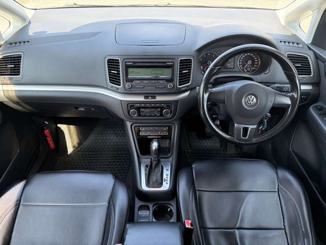2011 Volkswagen Sharan – thumbnail 2